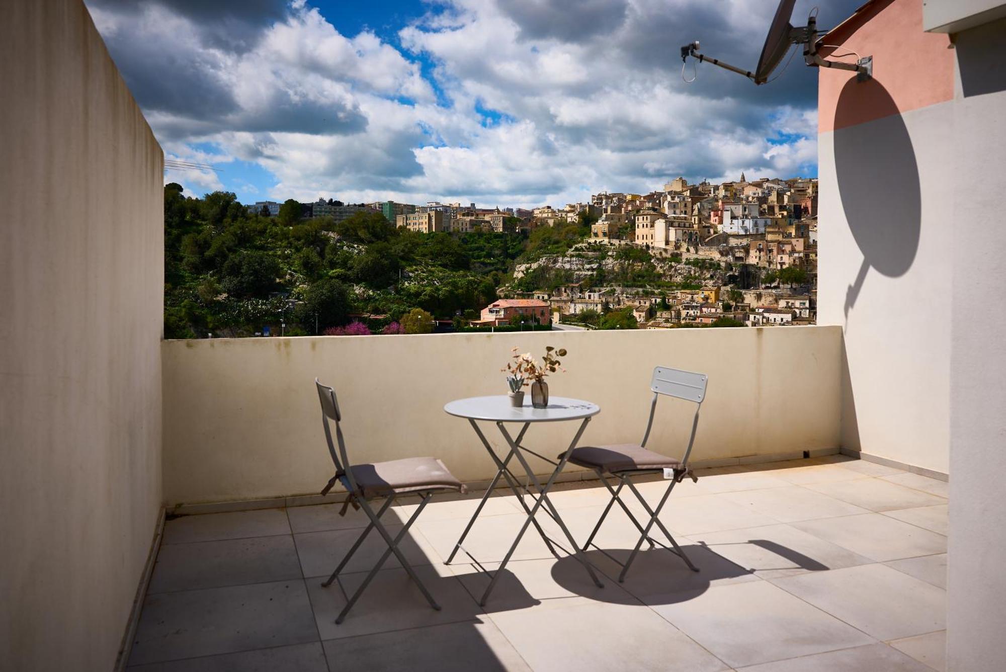 Bed and Breakfast La Terrazza Sul Barocco Рагуза Экстерьер фото